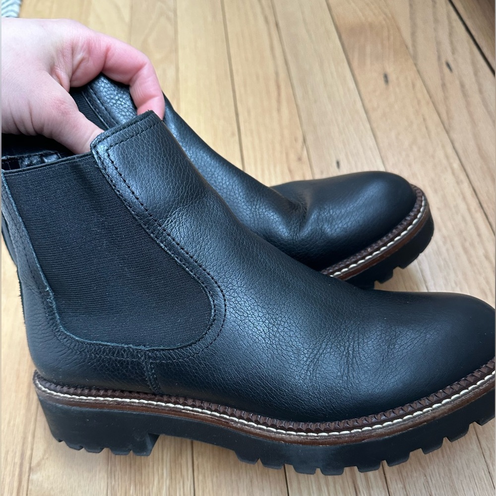 Caslon Water Resistant Black Chelsea Boot